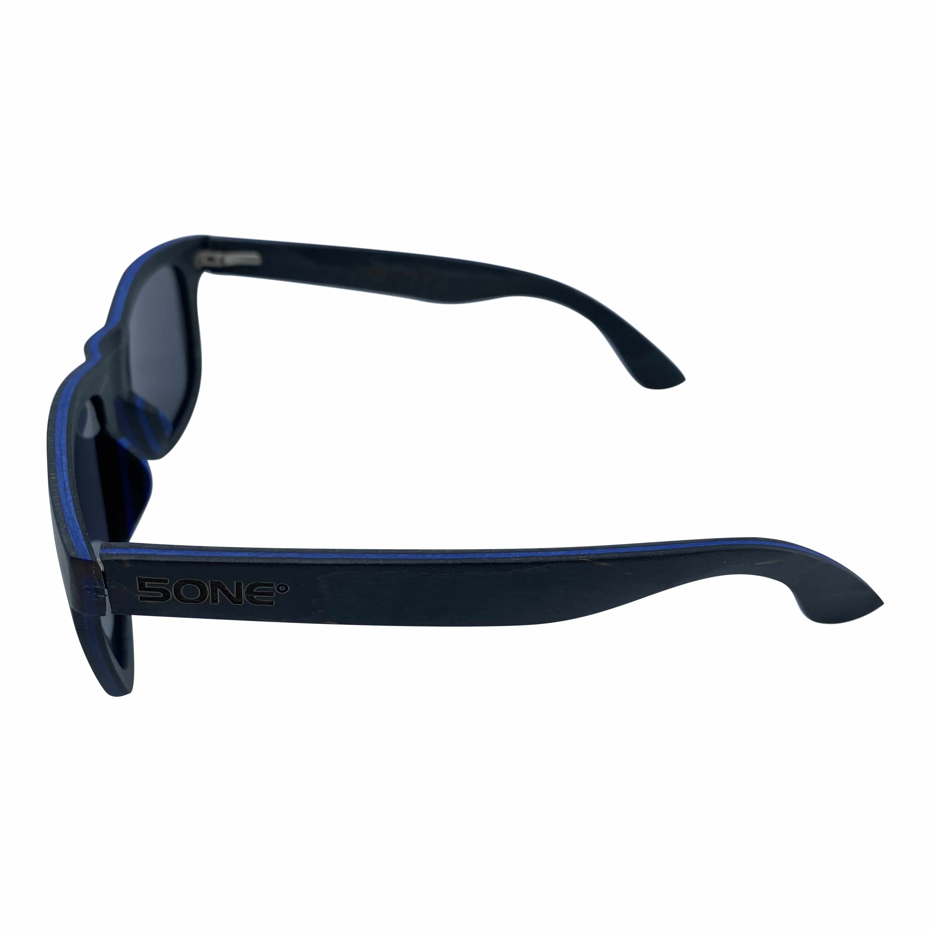 5one® Black/Blue 2.0 - Houten Zonnebril met gepolariseerde grijze lens