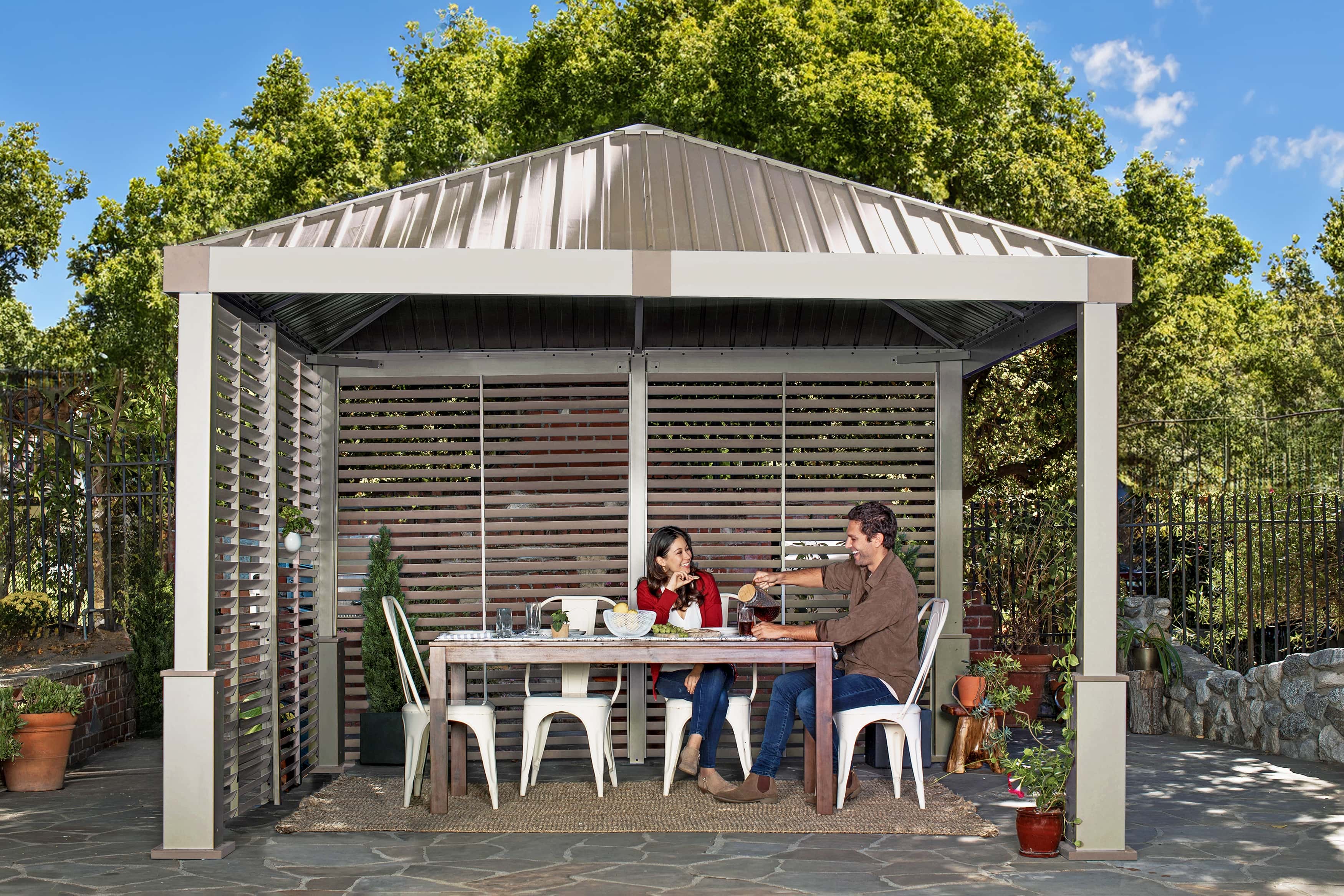 Sojag Nanda Aluminium Paviljoen incl. zijpaneel 363x363x313 cm - Champagnekleurig