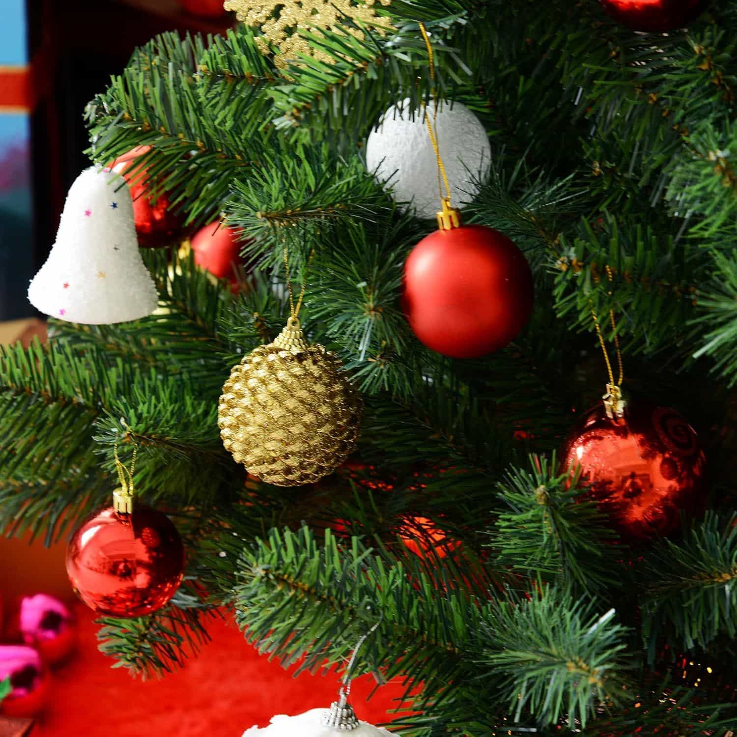 Homcom Kunstkerstboom Smal met metalen standaard - 210 cm - Ø81 cm