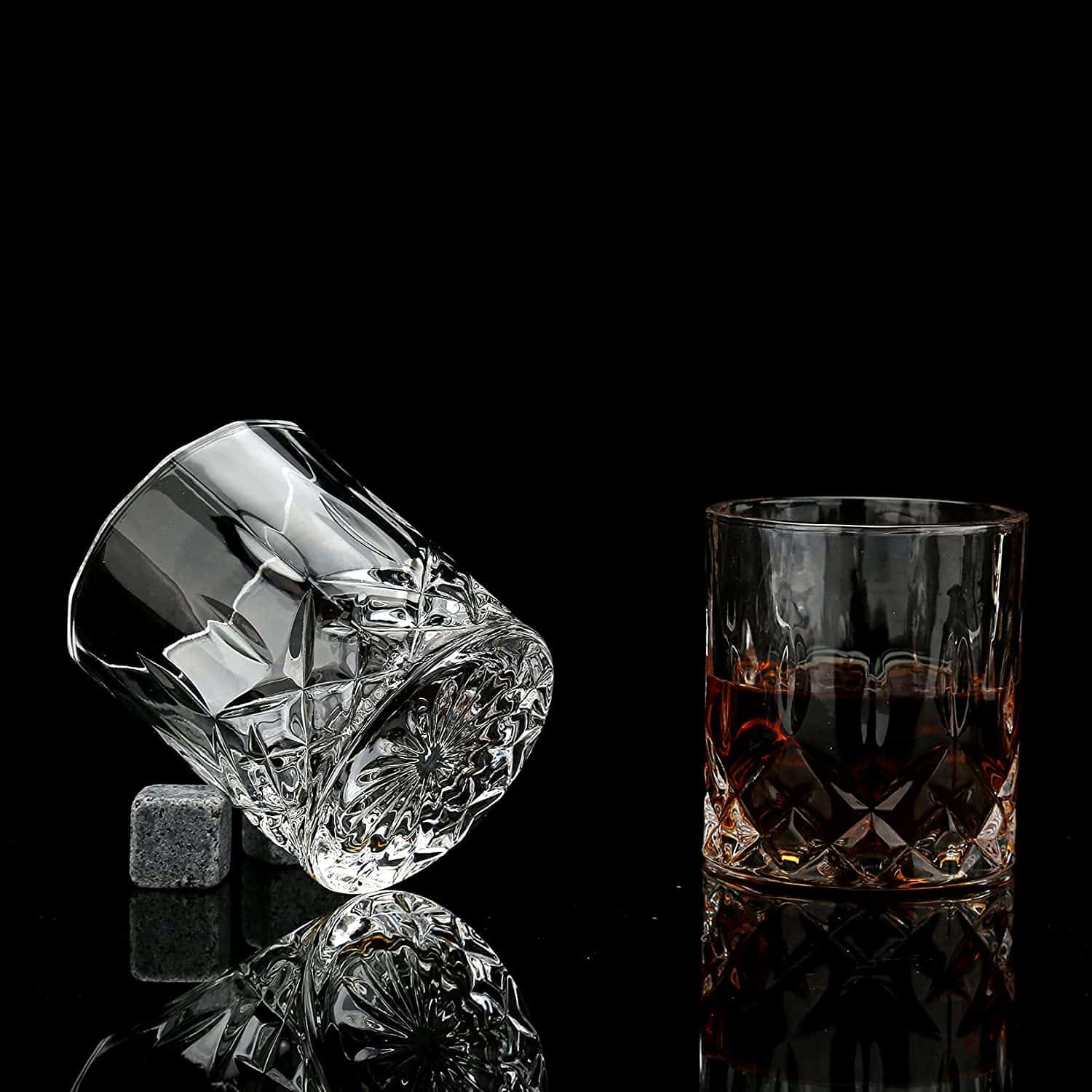 4cookz® Whiskey Geschenkset - 2 glazen en Whiskey Stenen - 8 granieten Whiskey Stones, Fluwelen Opbergzak, Houten Opbergkist - Whisky - Glas - Cadeau voor Man