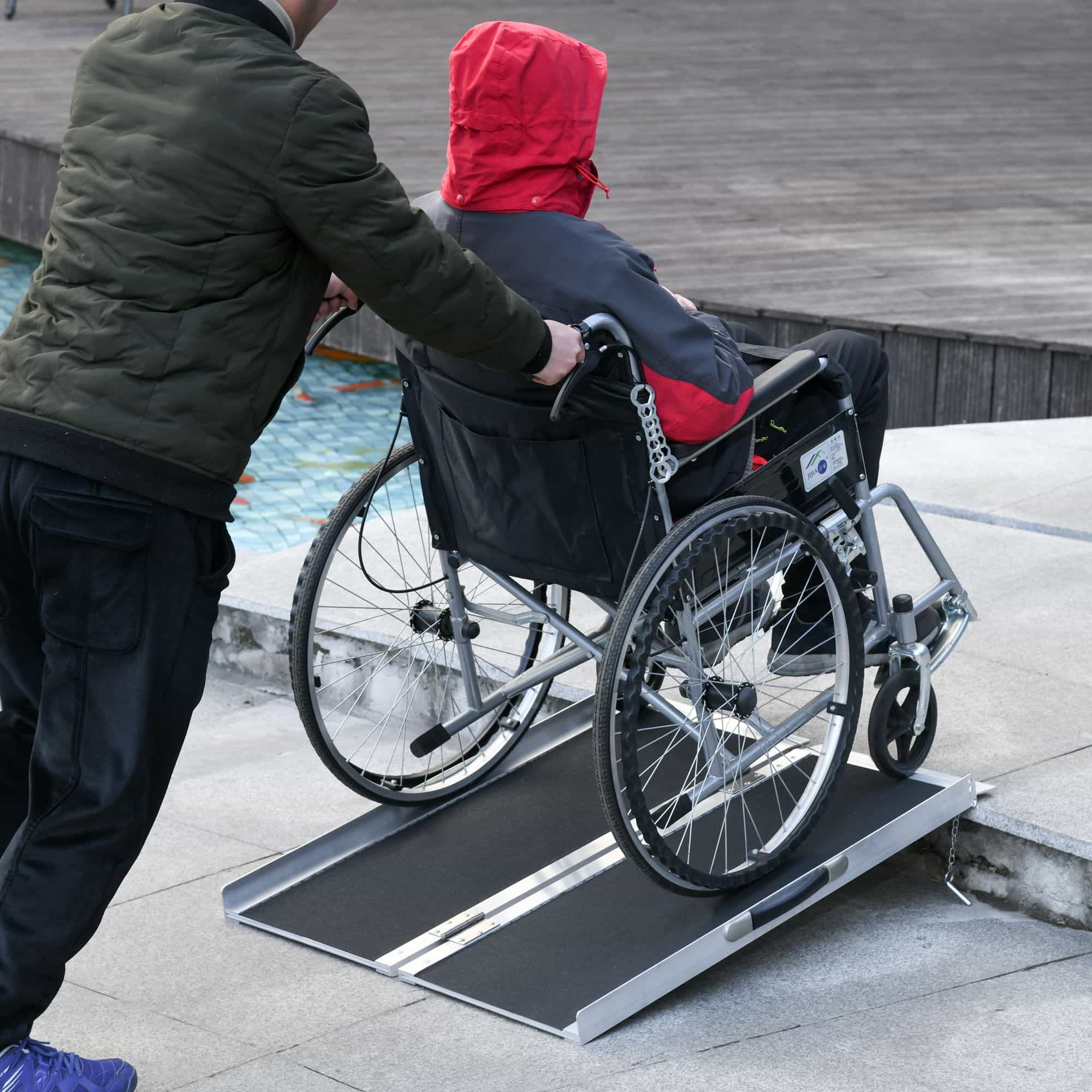 Rolstoelhelling Oprijplaat voor rolstoelen met handgreep 270 kg belastbaar