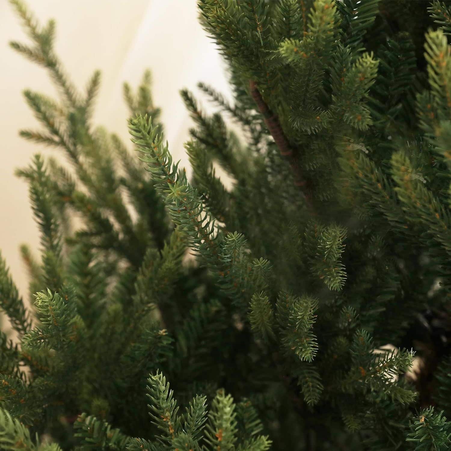 Kunstkerstboom van Noorse spar met 1046 punten, metalen voet, groen