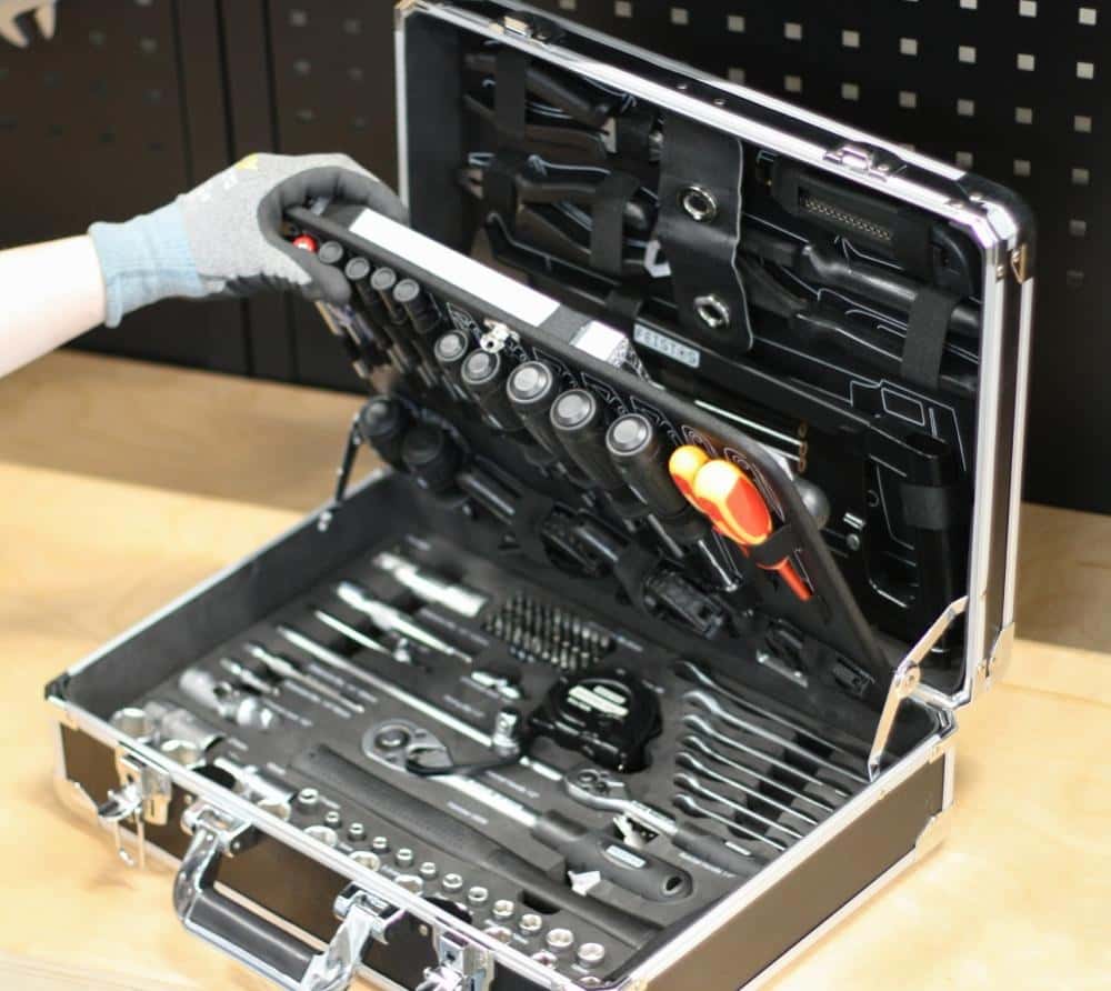 Feistos Manos Metalen gereedschapskoffer - compleet gevuld met 140 stuks gereedschap